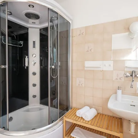 & Wellness Orlik Βίλα Kozarovice