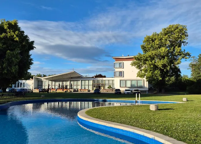 & Wellness Orlik Villa *